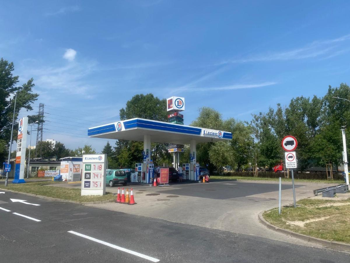 Pokoje Polinezyjska وارسو المظهر الخارجي الصورة